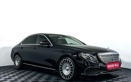 Mercedes-Benz E-Класс, 2017 год, 2 397 000 рублей, 3 фотография