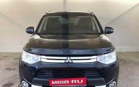 Mitsubishi Outlander III рестайлинг 3, 2014 год, 1 470 000 рублей, 2 фотография