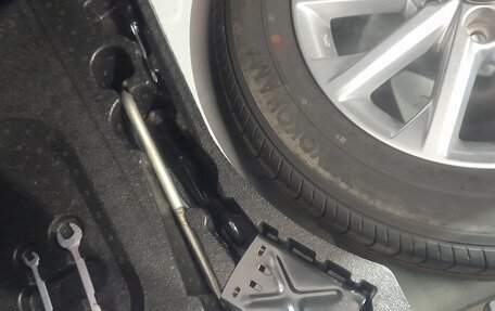 Toyota Camry, 2015 год, 2 300 000 рублей, 13 фотография