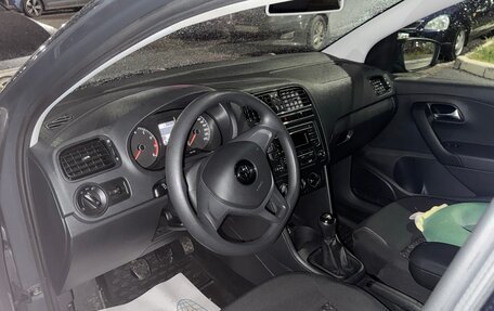 Volkswagen Polo VI (EU Market), 2016 год, 985 000 рублей, 2 фотография