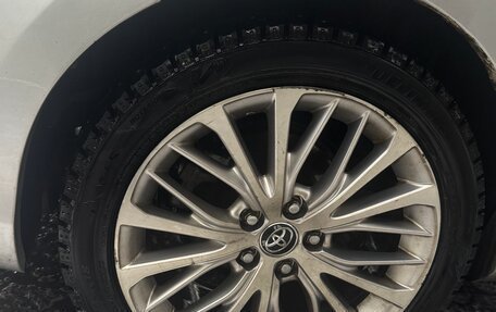 Toyota Camry, 2011 год, 1 500 000 рублей, 14 фотография