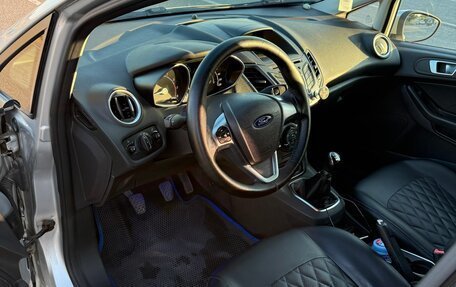 Ford Fiesta, 2015 год, 800 000 рублей, 6 фотография