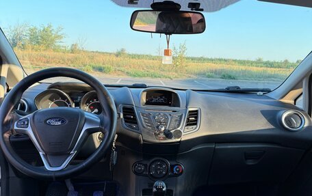 Ford Fiesta, 2015 год, 800 000 рублей, 7 фотография