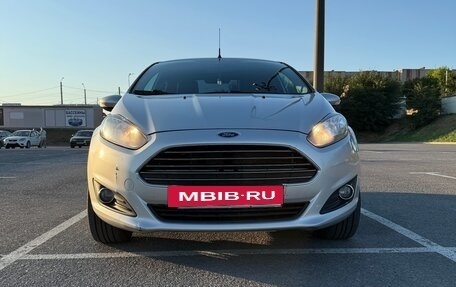 Ford Fiesta, 2015 год, 800 000 рублей, 2 фотография