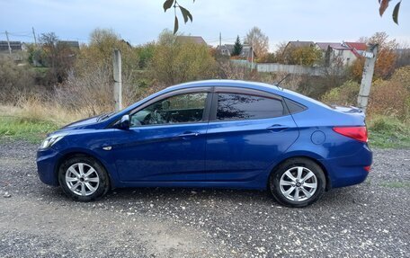 Hyundai Solaris II рестайлинг, 2013 год, 870 000 рублей, 2 фотография