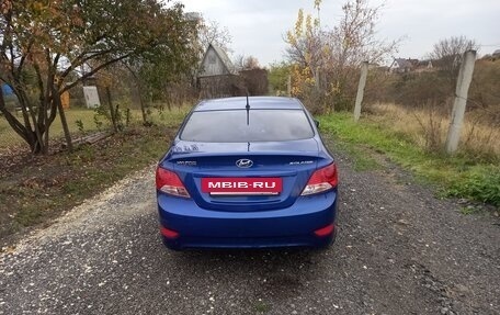 Hyundai Solaris II рестайлинг, 2013 год, 870 000 рублей, 4 фотография