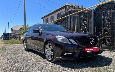 Mercedes-Benz E-Класс, 2010 год, 1 250 000 рублей, 4 фотография