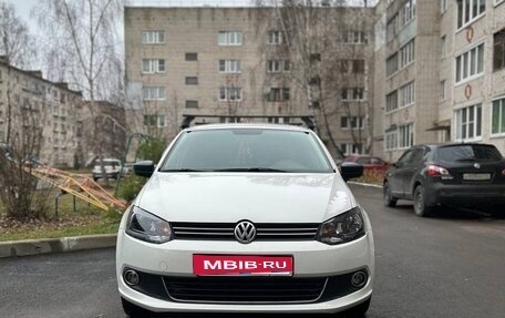 Volkswagen Polo VI (EU Market), 2012 год, 695 000 рублей, 1 фотография