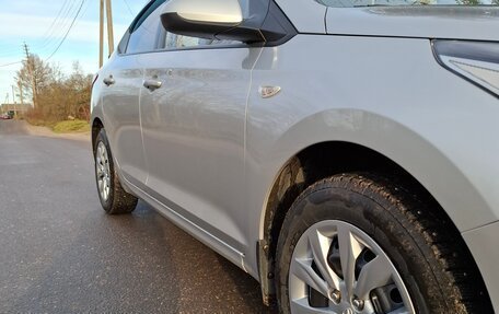 Hyundai Solaris II рестайлинг, 2019 год, 1 350 000 рублей, 4 фотография