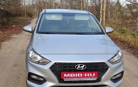 Hyundai Solaris II рестайлинг, 2019 год, 1 350 000 рублей, 13 фотография