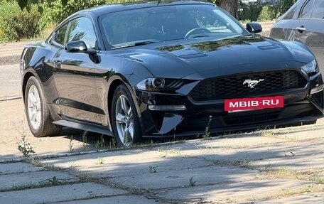 Ford Mustang VI рестайлинг, 2018 год, 2 950 000 рублей, 3 фотография