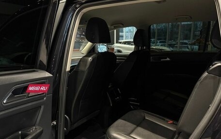 Volkswagen Teramont I, 2018 год, 2 690 000 рублей, 10 фотография