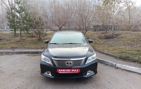 Toyota Camry, 2014 год, 1 850 000 рублей, 3 фотография