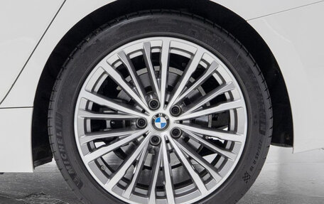 BMW 3 серия, 2021 год, 2 710 000 рублей, 5 фотография