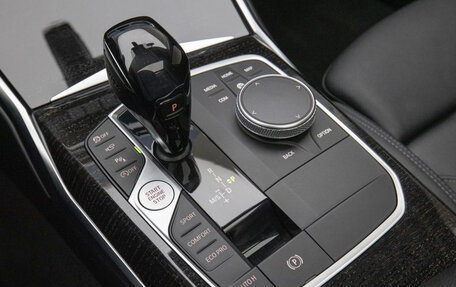 BMW 3 серия, 2021 год, 2 710 000 рублей, 9 фотография