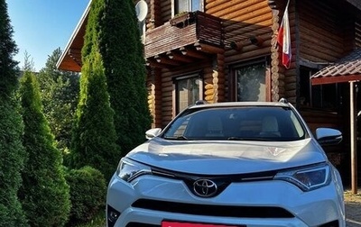 Toyota RAV4, 2016 год, 2 250 000 рублей, 1 фотография