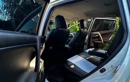 Toyota RAV4, 2016 год, 2 250 000 рублей, 2 фотография