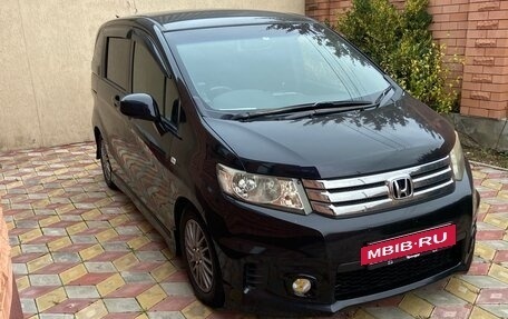 Honda Freed I, 2011 год, 1 130 000 рублей, 3 фотография