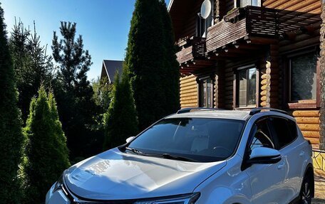 Toyota RAV4, 2016 год, 2 250 000 рублей, 6 фотография