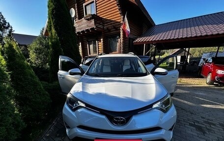 Toyota RAV4, 2016 год, 2 250 000 рублей, 17 фотография