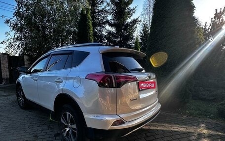 Toyota RAV4, 2016 год, 2 250 000 рублей, 9 фотография