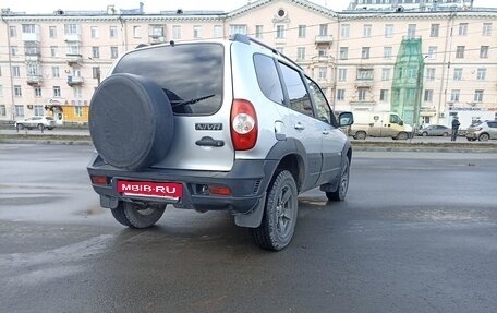 Chevrolet Niva I рестайлинг, 2017 год, 695 000 рублей, 3 фотография
