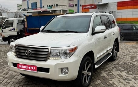 Toyota Land Cruiser 200, 2013 год, 4 100 000 рублей, 1 фотография