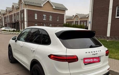 Porsche Cayenne III, 2015 год, 3 900 000 рублей, 6 фотография