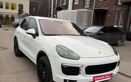 Porsche Cayenne III, 2015 год, 3 900 000 рублей, 2 фотография