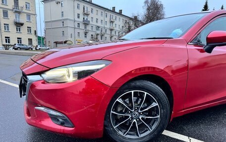 Mazda Axela, 2017 год, 1 050 000 рублей, 4 фотография