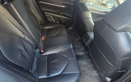 Toyota Camry, 2018 год, 2 600 000 рублей, 7 фотография