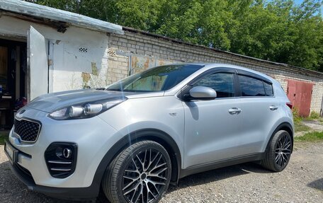 KIA Sportage IV рестайлинг, 2018 год, 1 600 000 рублей, 7 фотография