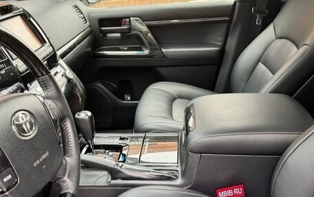 Toyota Land Cruiser 200, 2013 год, 4 100 000 рублей, 12 фотография