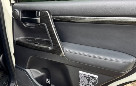 Toyota Land Cruiser 200, 2013 год, 4 100 000 рублей, 30 фотография