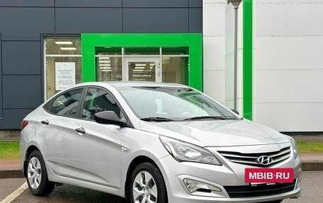Hyundai Solaris II рестайлинг, 2015 год, 1 329 000 рублей, 3 фотография