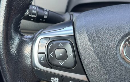 Toyota Camry, 2017 год, 2 350 000 рублей, 9 фотография