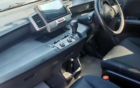 Honda Freed I, 2011 год, 1 350 000 рублей, 9 фотография