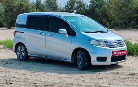 Honda Freed I, 2011 год, 1 350 000 рублей, 6 фотография