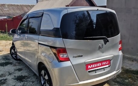 Honda Freed I, 2011 год, 1 350 000 рублей, 14 фотография