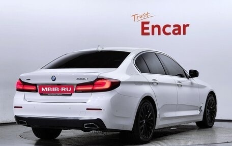 BMW 5 серия, 2022 год, 3 990 000 рублей, 2 фотография