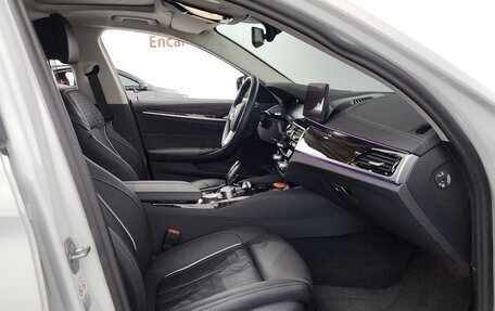 BMW 5 серия, 2022 год, 3 990 000 рублей, 12 фотография