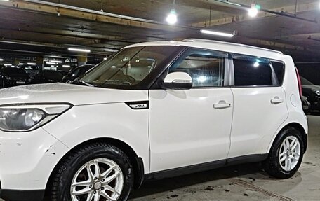 KIA Soul II рестайлинг, 2015 год, 800 000 рублей, 12 фотография