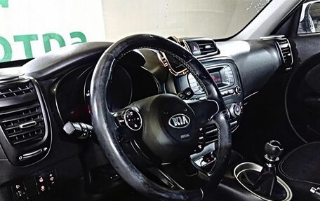 KIA Soul II рестайлинг, 2015 год, 800 000 рублей, 15 фотография