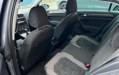 Volkswagen Golf VII, 2018 год, 2 100 000 рублей, 10 фотография