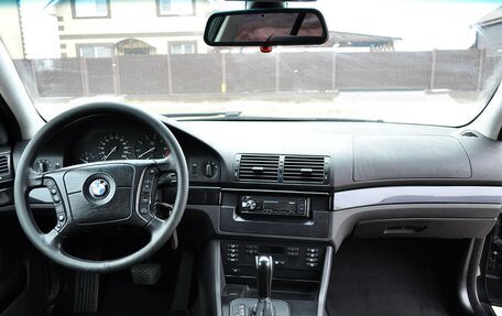 BMW 5 серия, 2000 год, 730 000 рублей, 13 фотография