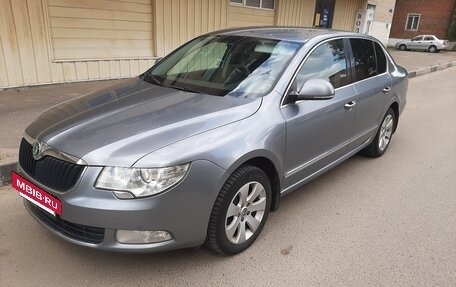 Skoda Superb III рестайлинг, 2011 год, 730 000 рублей, 3 фотография
