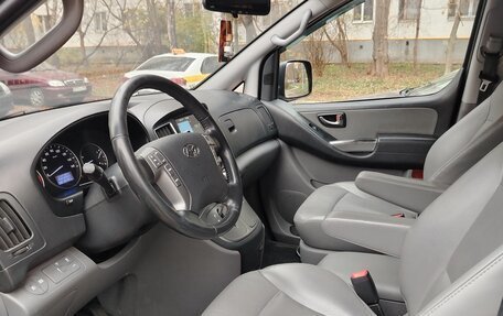Hyundai Grand Starex Grand Starex I рестайлинг 2, 2019 год, 3 200 000 рублей, 11 фотография