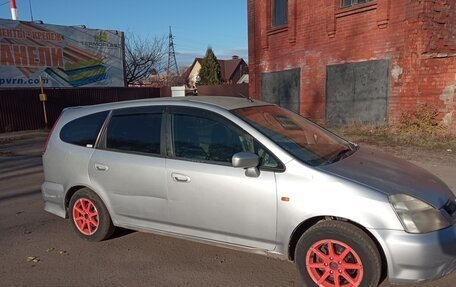 Honda Stream I рестайлинг, 2002 год, 350 000 рублей, 4 фотография