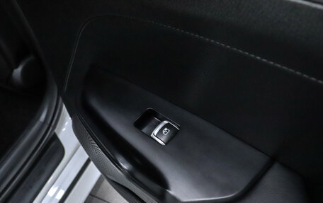 KIA K5, 2021 год, 2 700 000 рублей, 27 фотография