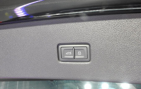 Audi Q8 I, 2021 год, 6 590 000 рублей, 17 фотография